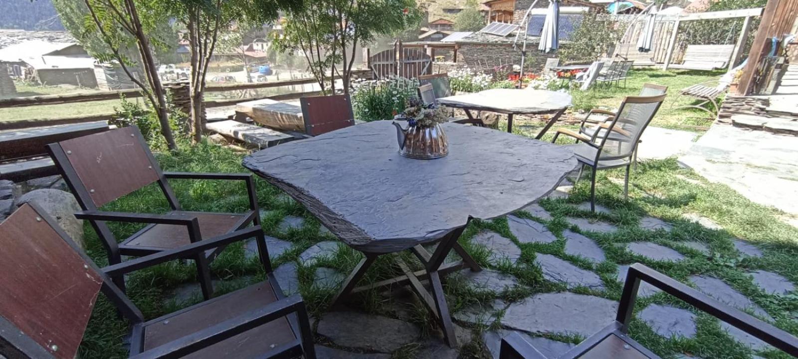 Guest House Shina Omalo 外观 照片